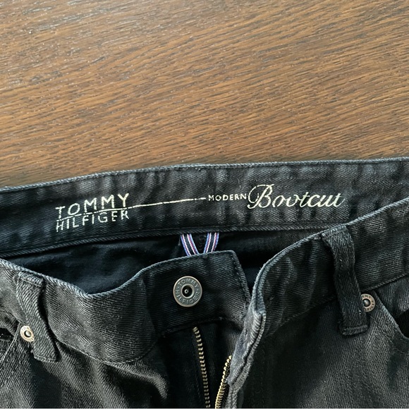 Ladies Jeans by Tommy Hilfiger - Picture 5 of 9